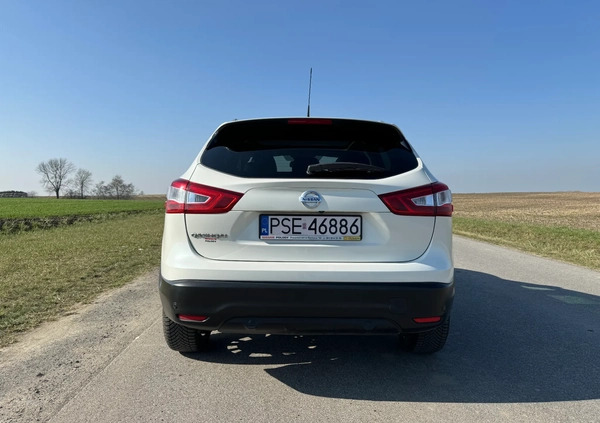 Nissan Qashqai cena 69900 przebieg: 104035, rok produkcji 2017 z Gniezno małe 254